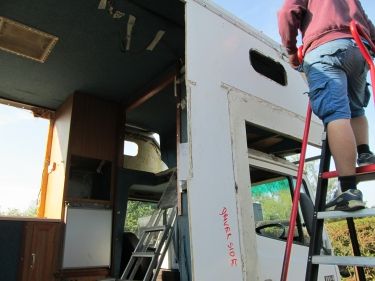 7.5 tonne horsebox repair and rebuild