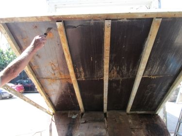 7.5 tonne horsebox rebuild - ramp repair
