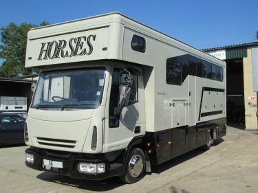 7.5 tonne horsebox - Darcy 1 example