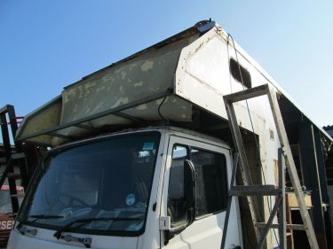 7.5 tonne horsebox rebuild - Luton repair