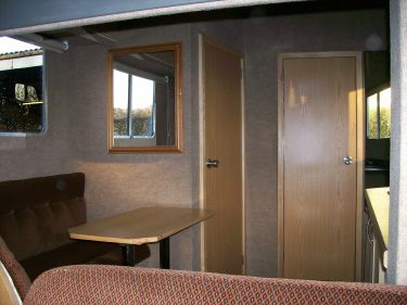 horsebox living area, horsebox horse section,  external features and quality paint finish